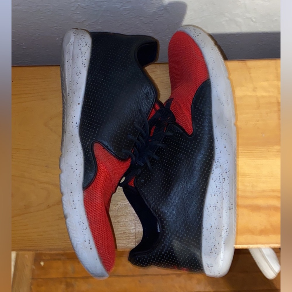 Jordan eclipses university red